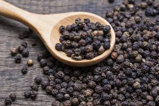 Black Pepper (Kali Mirch)